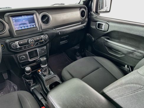 Used 2023 Jeep Gladiator Sport AWD/4WD image 21