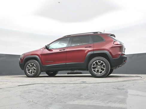 Used 2021 Jeep Cherokee Trailhawk w/ Sun, Sound & Nav Group AWD/4WD image 23