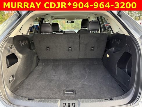 Used 2023 Ford Edge SEL image 30