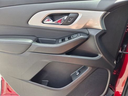 Certified 2023 Chevrolet Traverse LT image 21