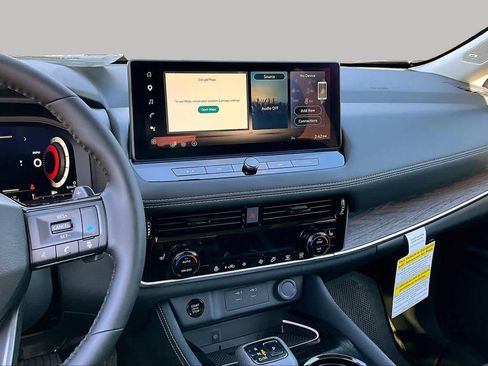 New 2026 Nissan Rogue Platinum AWD/4WD image 6