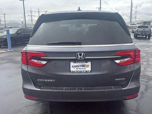 Used 2024 Honda Odyssey Touring image 9