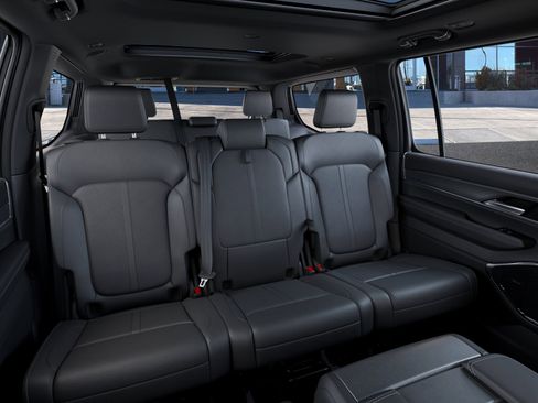 New 2025 Jeep Wagoneer Series III w/ Quick Order Package 25C Super image 15