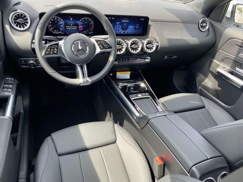 Certified 2025 Mercedes-Benz GLA 250 image 16