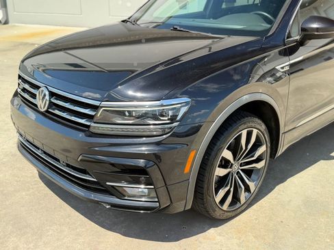 Used 2020 Volkswagen Tiguan SEL Premium R-Line AWD/4WD image 2