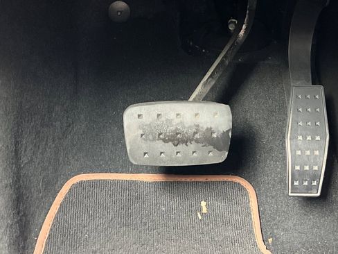 Used 2023 GMC Acadia AT4 w/ Technology Package image 46