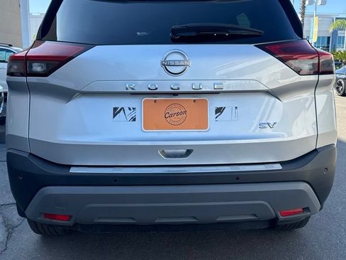 Used 2023 Nissan Rogue SV FWD image 5