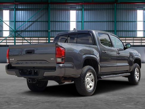 Used 2021 Toyota Tacoma SR AWD/4WD image 5