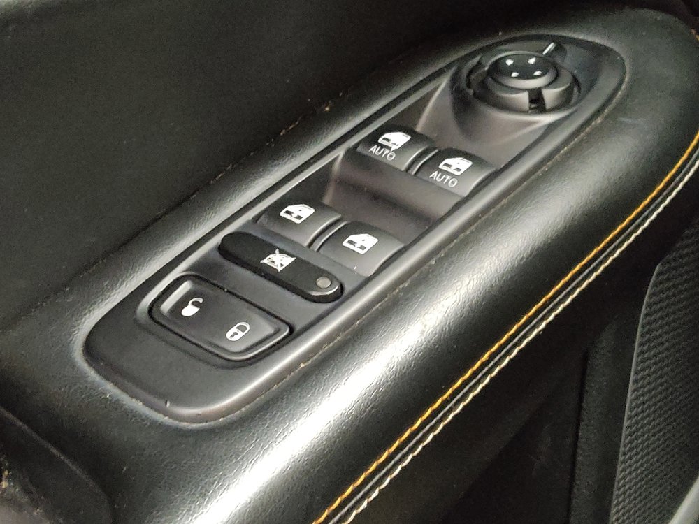 Used 2018 Jeep Compass Sport w/ Tech Group FWD image 27