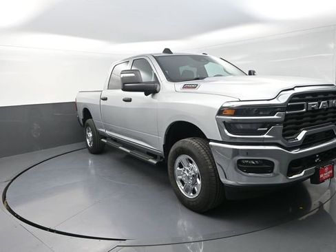 Used 2026 RAM 2500 Tradesman AWD/4WD image 35