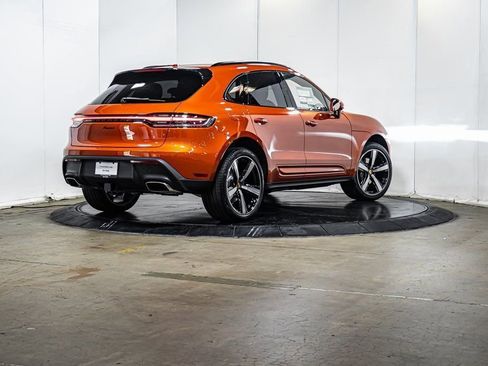 Used 2025 Porsche Macan image 7