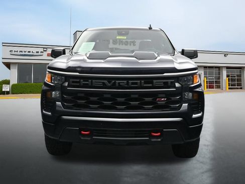 Used 2023 Chevrolet Silverado 1500 Custom Trail Boss AWD/4WD image 8