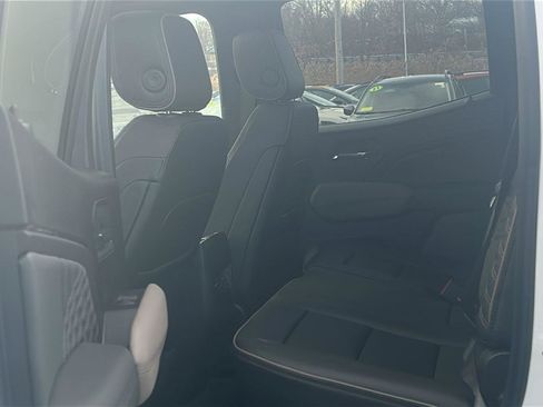 New 2026 GMC Canyon Denali image 29