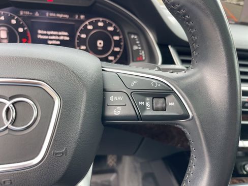 Used 2019 Audi Q7 3.0T Prestige image 17
