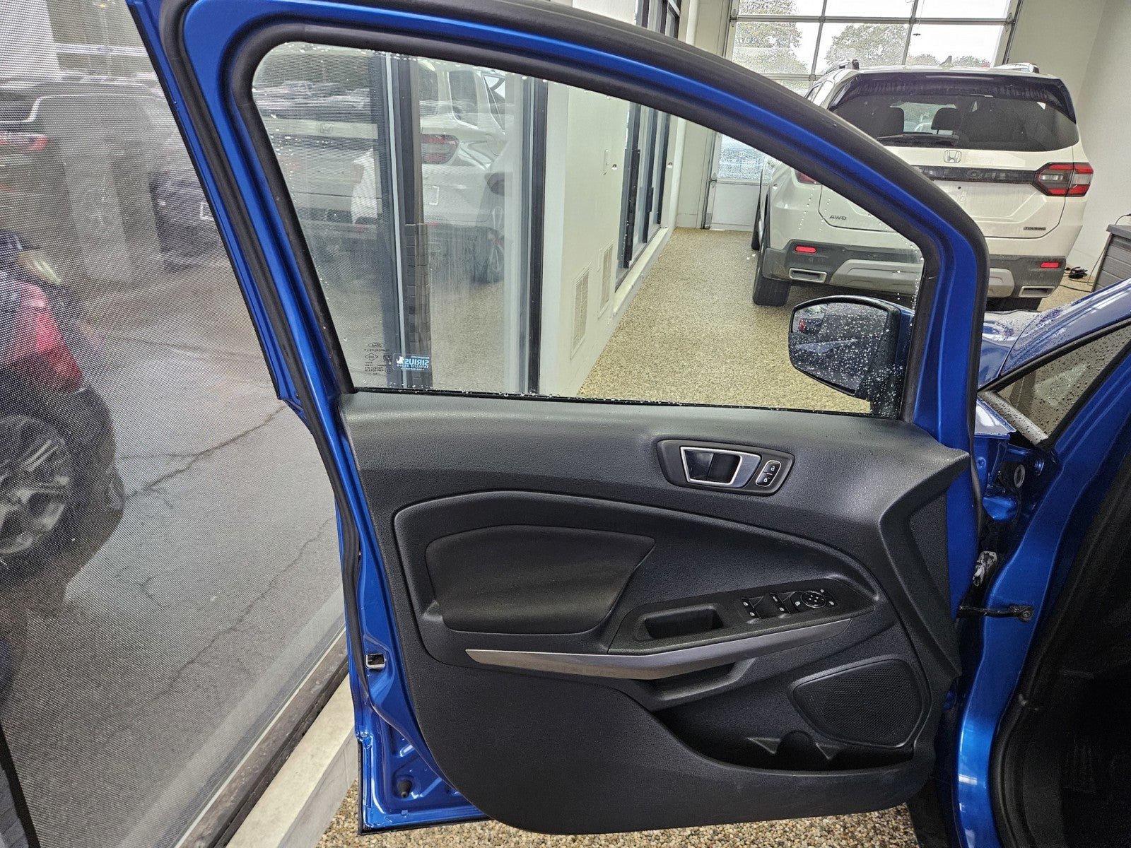 Used 2018 Ford EcoSport SE FWD image 15