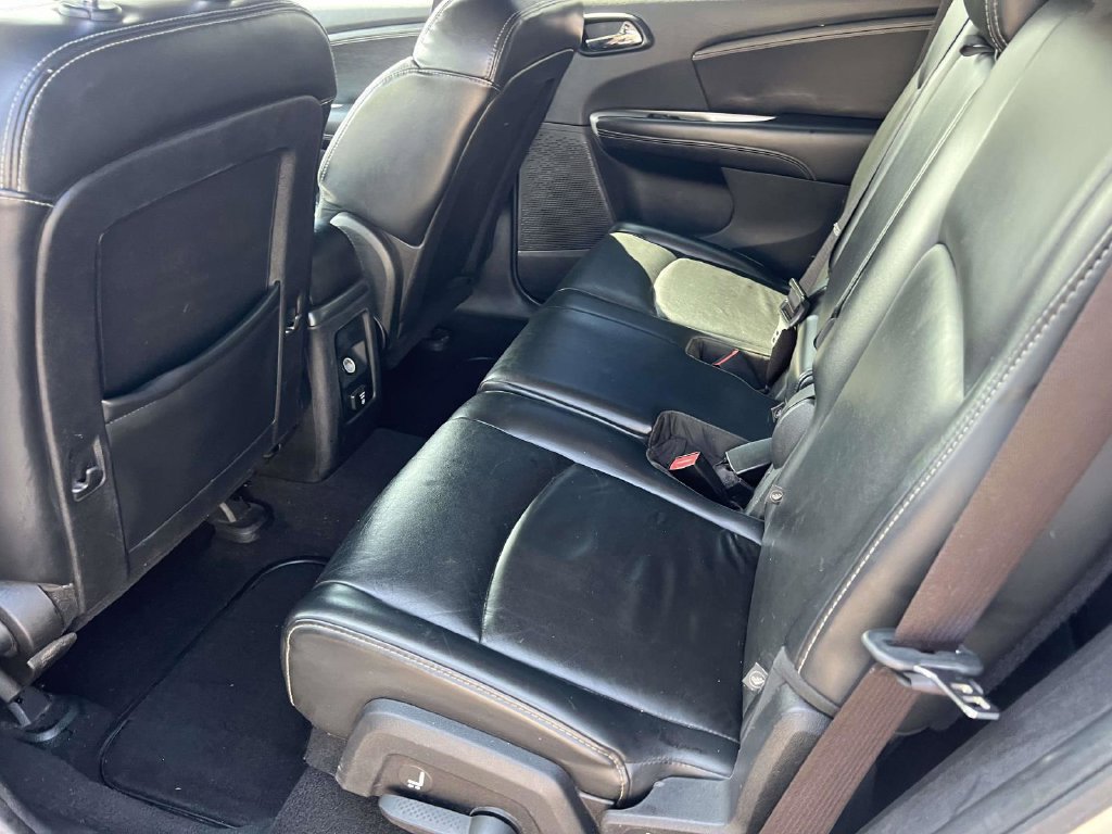 Used 2014 Dodge Journey Limited w/ Driver Convenience Group FWD image 14