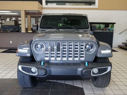 Used 2023 Jeep Wrangler Unlimited Sahara w/ Cold Weather Group AWD/4WD image 21