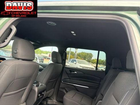 New 2027 Chevrolet Traverse LT w/ Midnight/Sport Edition AWD/4WD image 18