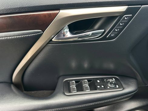 Used 2022 Lexus RX 450h AWD w/ Premium Package image 11