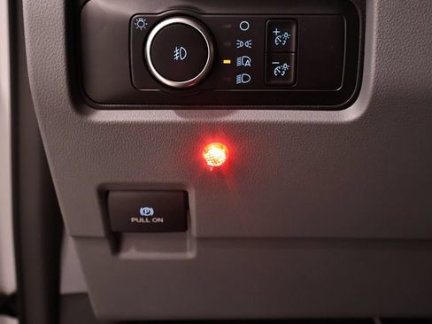 New 2026 Ford F550 4x4 Regular Cab Super Duty image 17