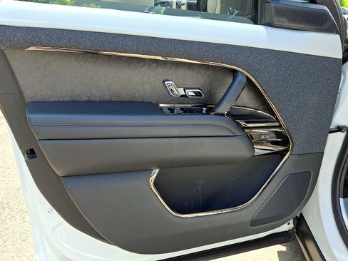 Used 2025 Land Rover Range Rover Sport Autobiography AWD/4WD image 13