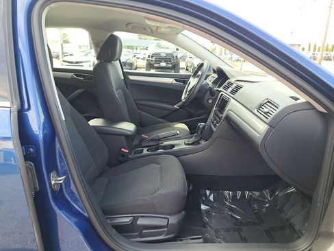 Used 2016 Volkswagen Passat 1.8T S image 17