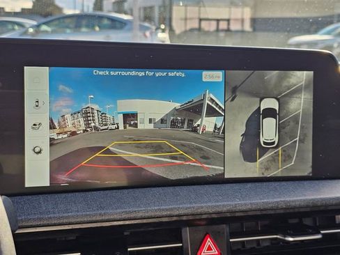 Certified 2022 Kia EV6 Wind w/ Wind Technology Package image 31