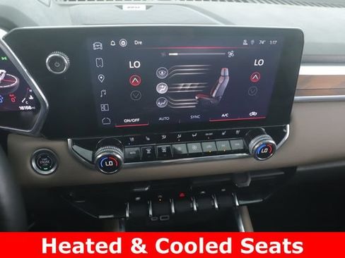 Used 2024 GMC Canyon Denali AWD/4WD image 4