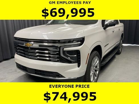 New 2025 Chevrolet Suburban Premier image 1