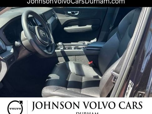 Used 2023 Volvo XC60 B5 Core w/ Climate Package AWD/4WD image 6