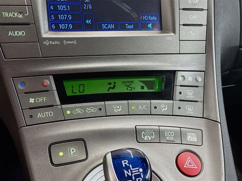 Used 2014 Toyota Prius Prime Plug-In Hybrid FWD image 23