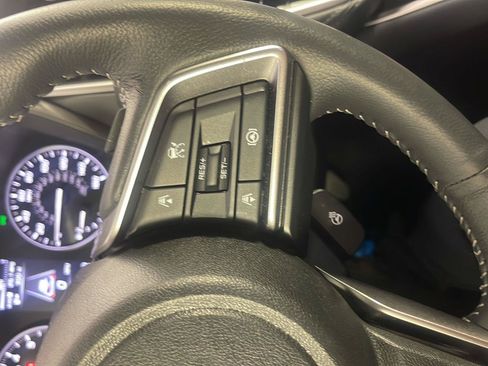 Used 2025 Subaru Outback Limited AWD/4WD image 23