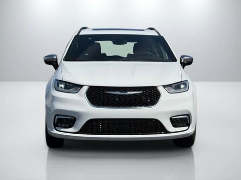 New 2026 Chrysler Pacifica Pinnacle AWD/4WD image 9