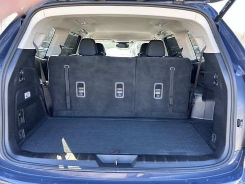 Used 2024 Subaru Ascent Limited image 26