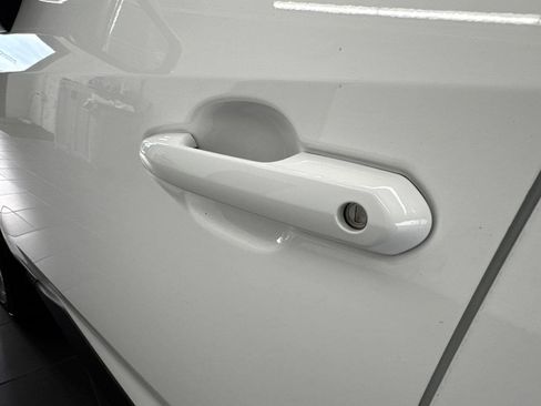 Certified 2025 Toyota RAV4 XLE AWD/4WD image 11