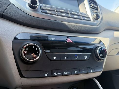 Used 2018 Hyundai Tucson SEL image 17