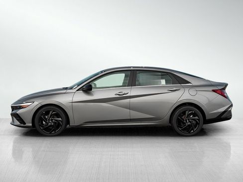 New 2026 Hyundai Elantra SEL Sport Premium FWD image 4