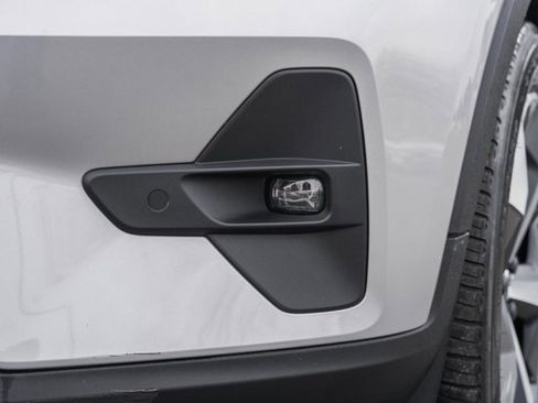 Certified 2023 Volvo XC40 B5 Plus w/ Protection Package Premier image 14