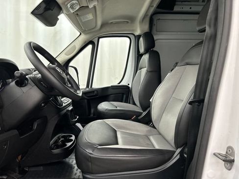 Used 2025 RAM ProMaster 3500 w/ Convenience Group FWD image 6