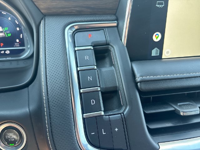 Used 2022 Chevrolet Tahoe Premier AWD/4WD image 20
