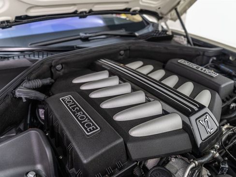 Used 2013 Rolls-Royce Ghost image 73