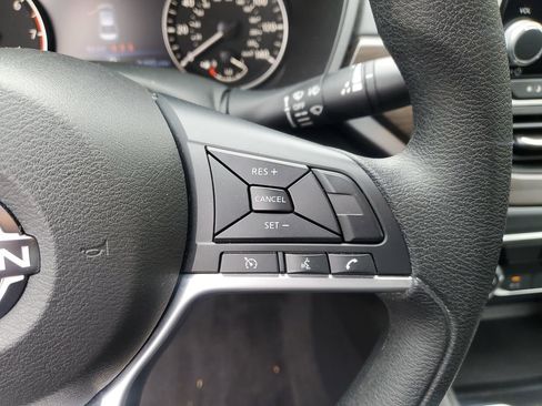 Certified 2025 Nissan Altima 2.5 SV FWD image 22