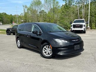 Used 2023 Chrysler Voyager LX FWD video 2
