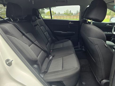 Used 2022 Kia Sportage LX image 20
