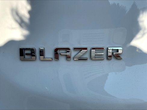 Used 2020 Chevrolet Blazer LT FWD image 24