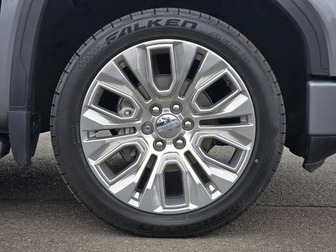 Used 2021 GMC Sierra 1500 Denali w/ Denali Ultimate Package AWD/4WD image 9