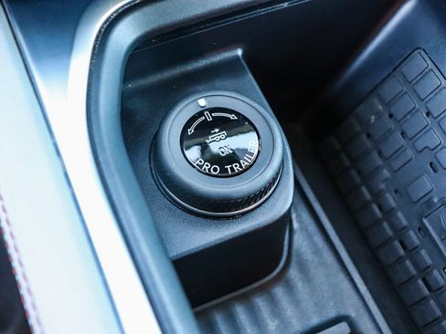 Certified 2025 Ford Expedition Active RWD image 24