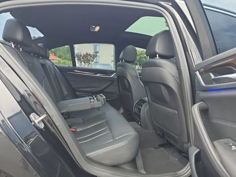 Used 2018 BMW 530i RWD image 45