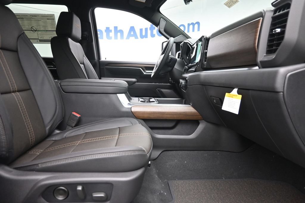 New 2026 Chevrolet Silverado 2500 High Country w/ Technology Package AWD/4WD image 9