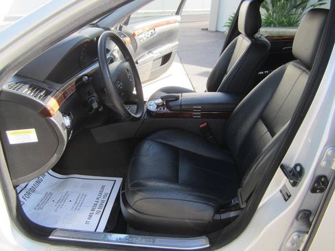 Used 2008 Mercedes-Benz S 550 image 27